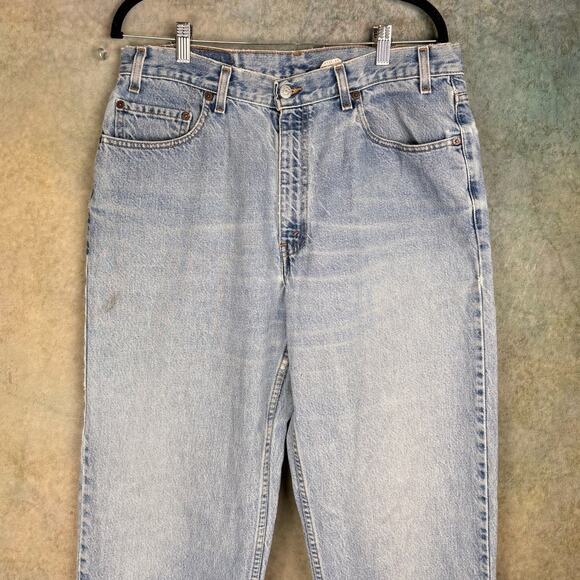 VTG Levis 901 Denim Jeans Mens Sz 36x32 Light Wash Relaxed Fit Straight Leg - Picture 3 of 10